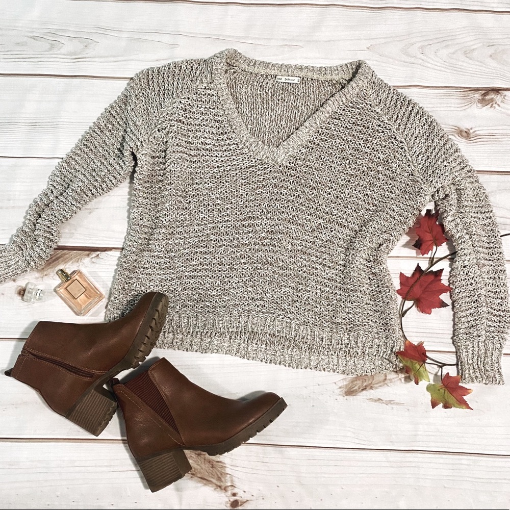 ZARA KNIT Open Knit Oversized V-Neck Sweater - Beige/Cream- Size Small